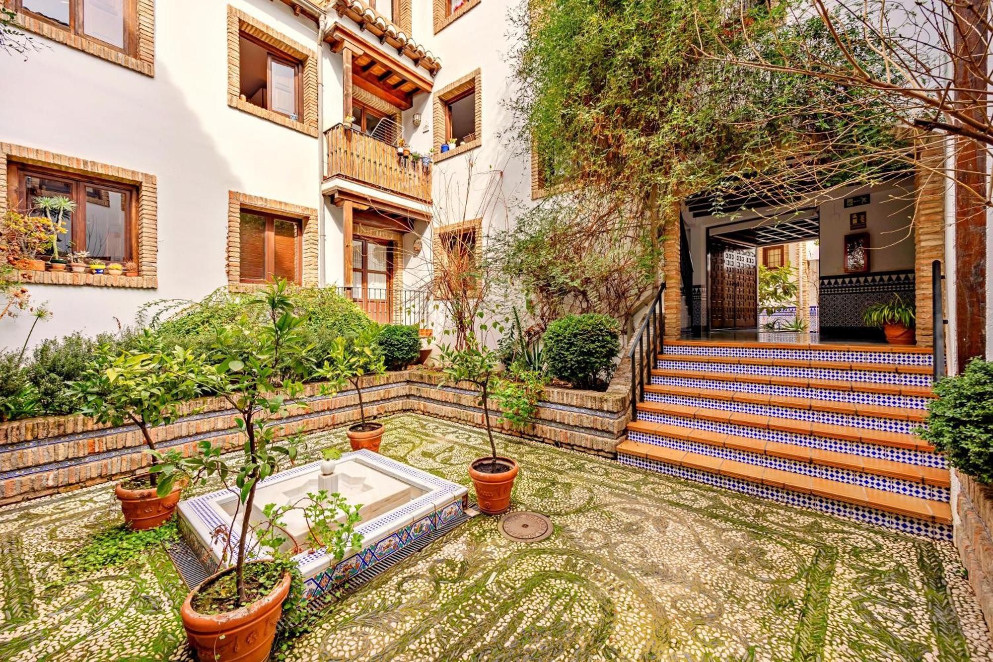 Tuguest Nazari Caldereria Apartments - Free Parking Granada Exteriér fotografie